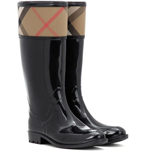 burberry heart wellies|burberry signatures for men.